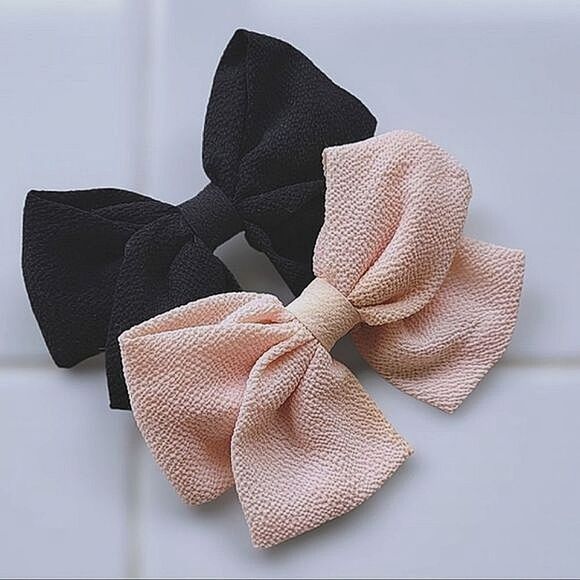Lot of 2 | Crêpe blush & black bow hair clip set - Picture 2 of 7